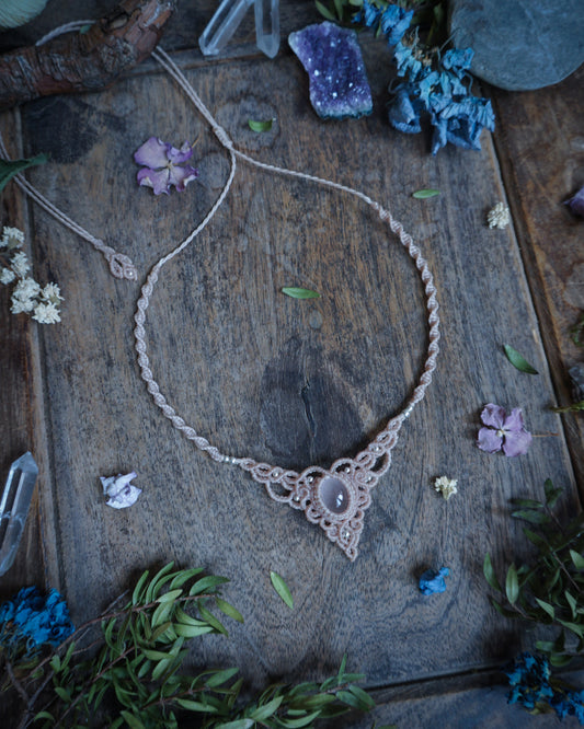 Collana Deuzia con Quarzo Rosa
