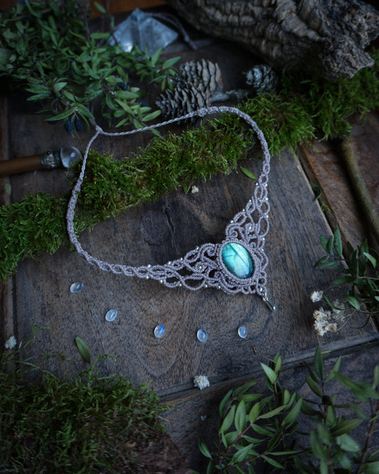 Collana Peonia con Labradorite