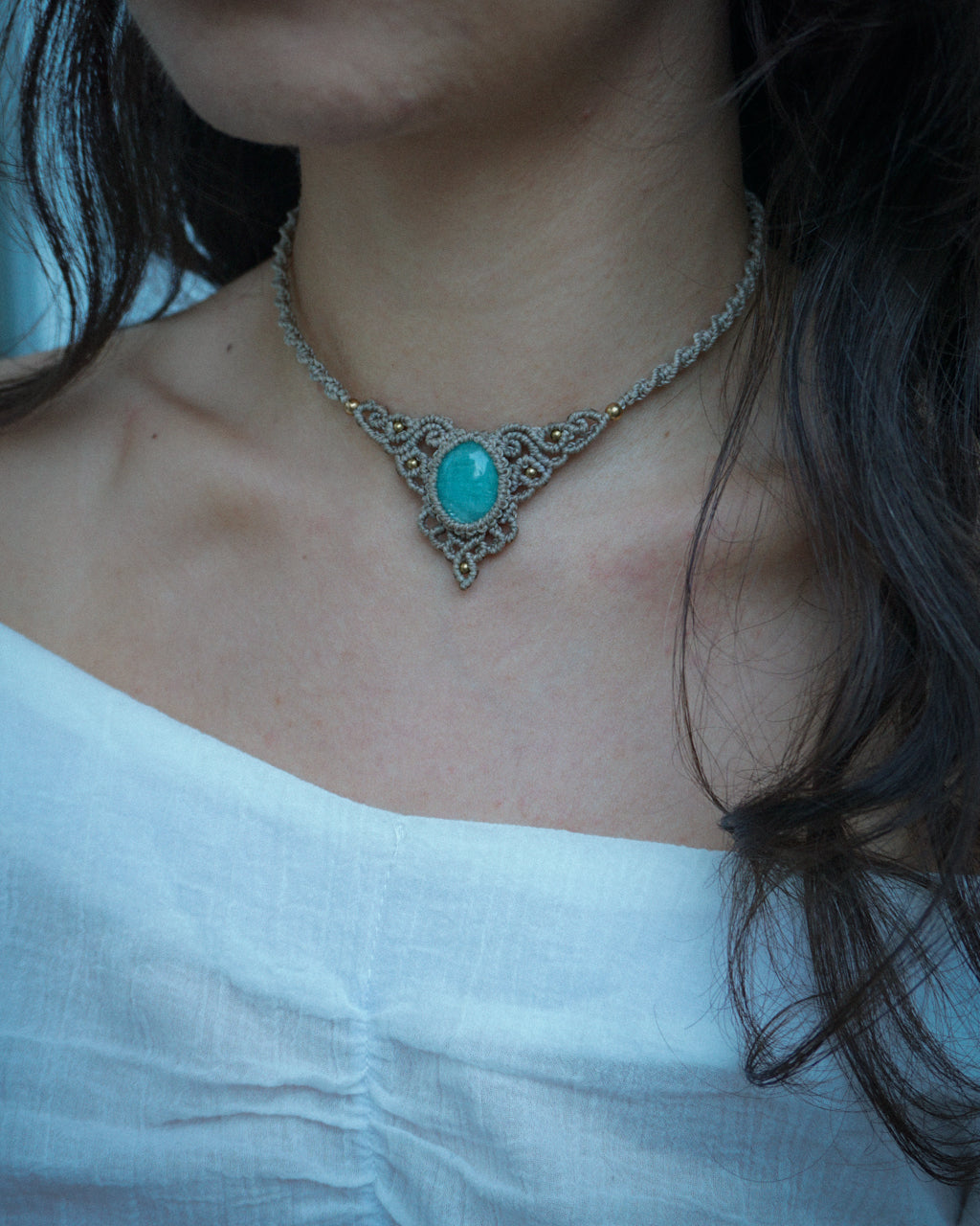 Collana girocollo fatta a mano in macramè con amazzonite