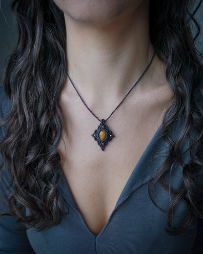 Collana Artemisia con Occhio di Tigre