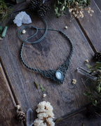 Collana Peonia con Adularia Bianca