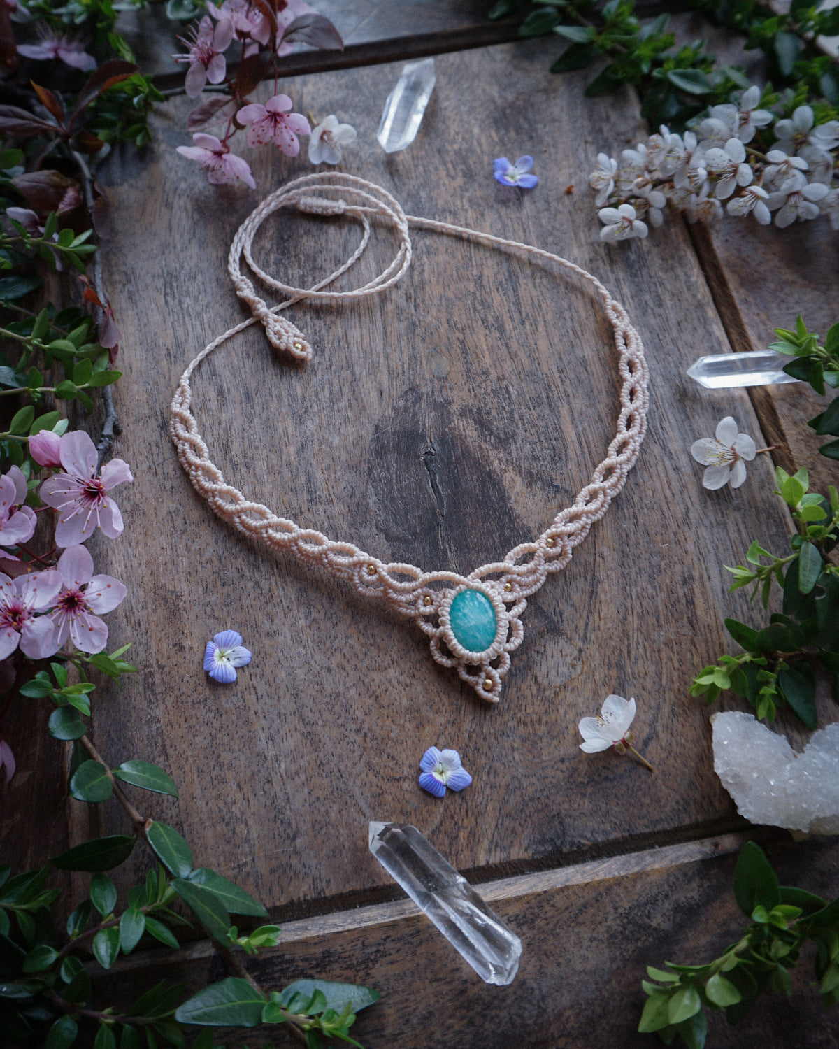 Collana Choker In Canapa Con Perline Di Vetro E Funghi - Scegli Colore: Rosso, Verde, Arancione - Foto 5